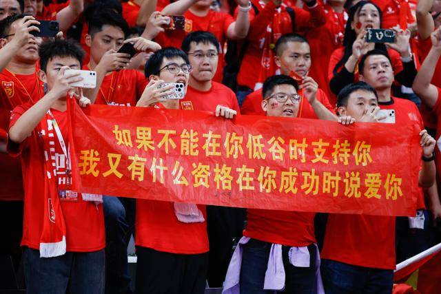 许兰香大婚现场的耳光背后，隐藏着深刻寓意